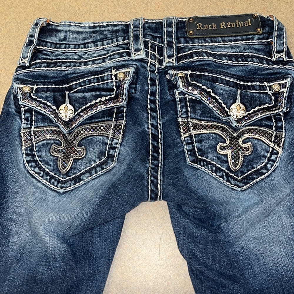 Size 26 heather skinny Rock Revival jeans.